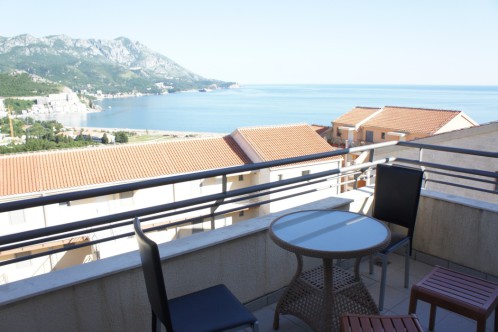 Apartman B12
